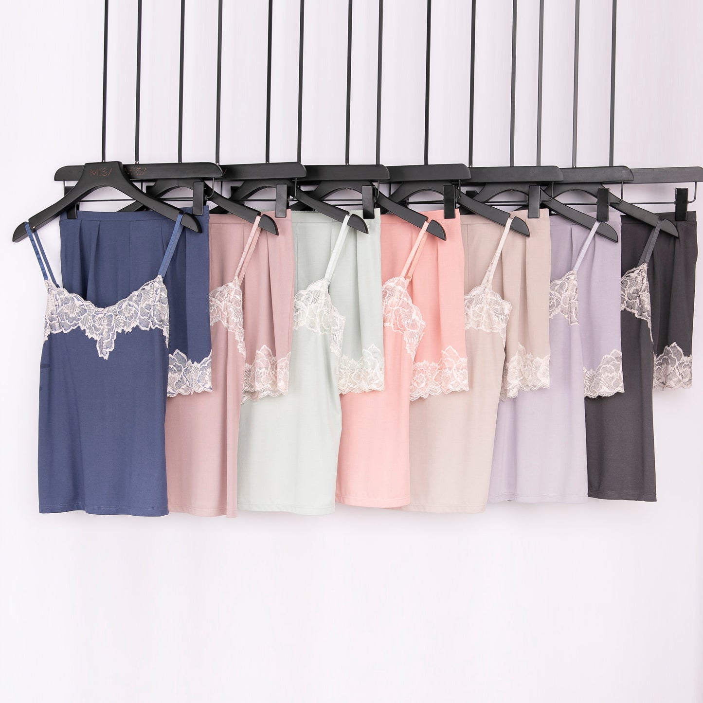 Short pink pajamas set