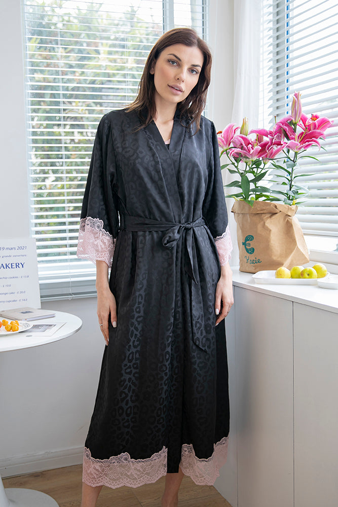 Hre Robe Robe – HP Garment